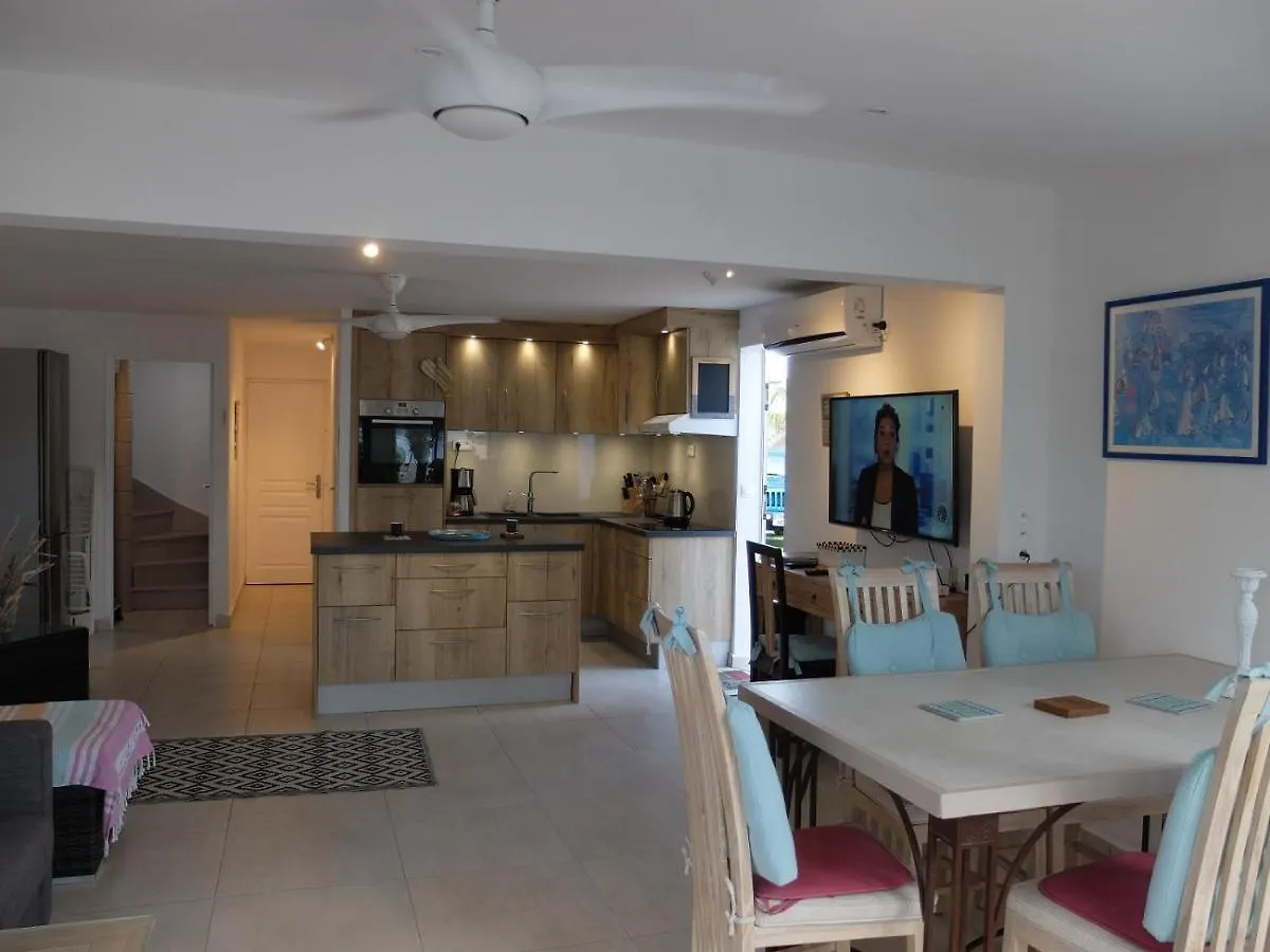 Duplex Luxe Au Nbbc , Les Pieds Dans Le Sable Apartment Sandy Ground